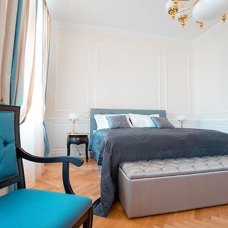 Imperium Residence - Experience The Most Luxurious Apartment In Vienna Center Bagian luar foto